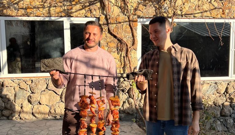 Happybus Yerevan Armenia indiaarmeniatravels 13 768x441